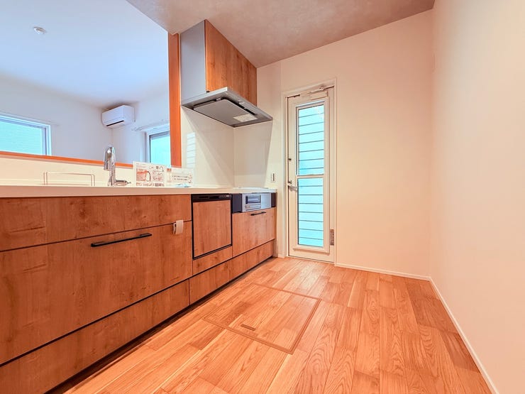 ◇木目調のお洒落なキッチンで毎日のお料理も楽しみに(^^♪