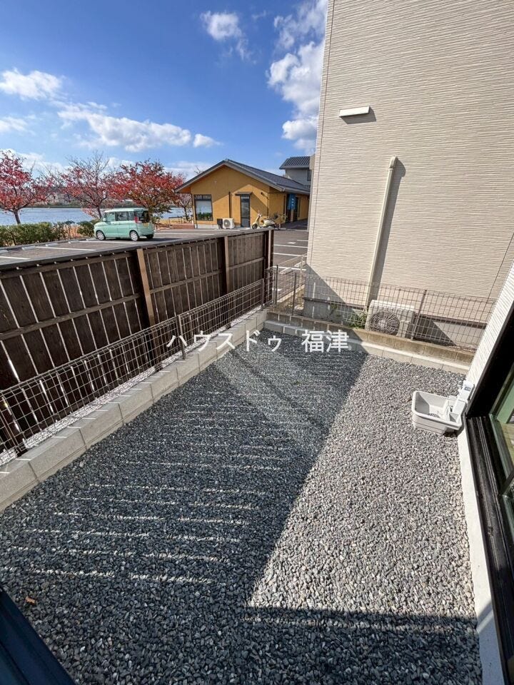 目隠しフェンスもあるので、お外でも遊べます^^
《福岡市東区名島4丁目 新築戸建て》