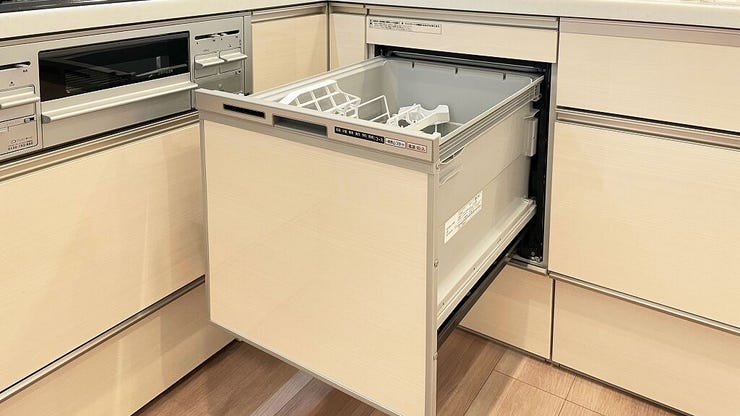 食洗機完備!毎日の洗い物も時短できますね♪忙しい奥様も大助かり!より一層料理がはかどりそうですね