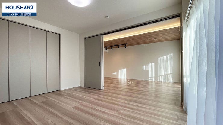 大好きなインテリアに囲まれて、どの季節も快適に過ごせる空間づくりを楽しみたいですね