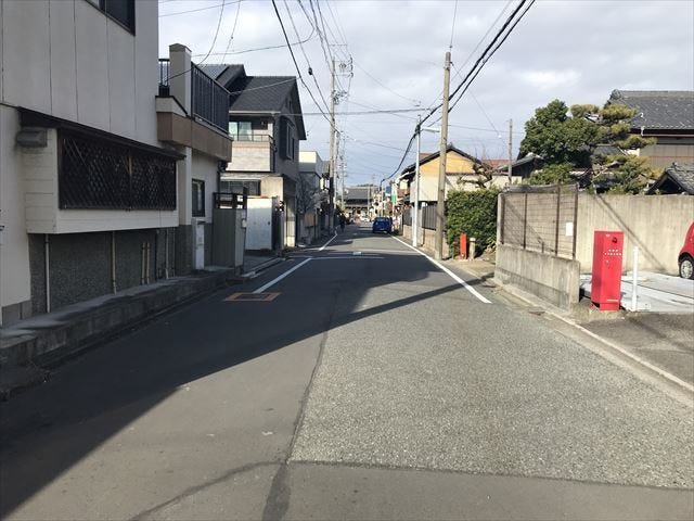 交通量は多くなく、運転が苦手な方でも安心して走行することが出来ます。