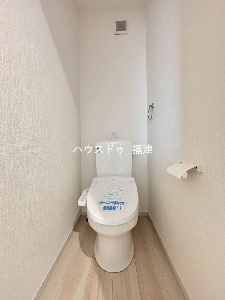 1.2階にあるので、朝の込み合う時間も安心!
《福岡市東区名島4丁目 新築戸建て》