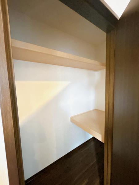 【リフォーム済】2階廊下収納