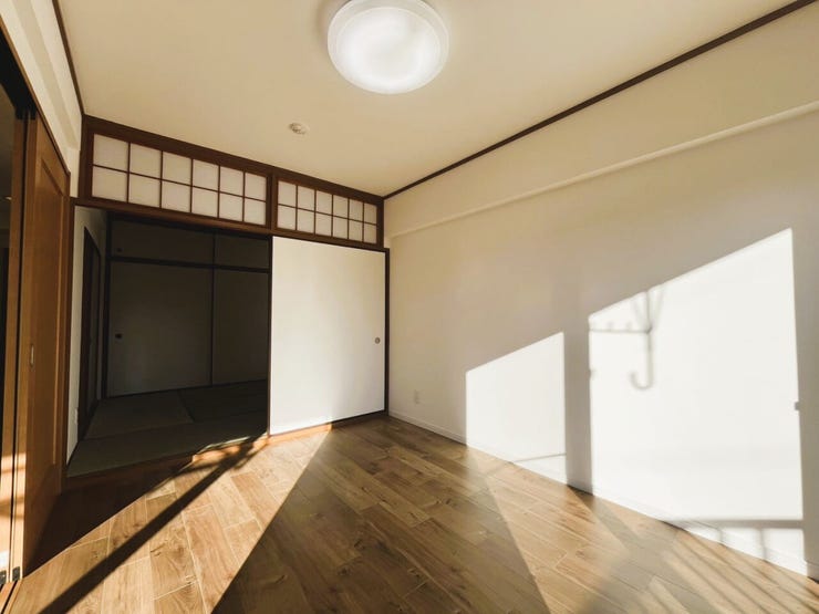 *リビング横洋室*