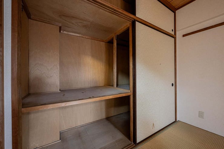 *和室収納*
※リフォーム前