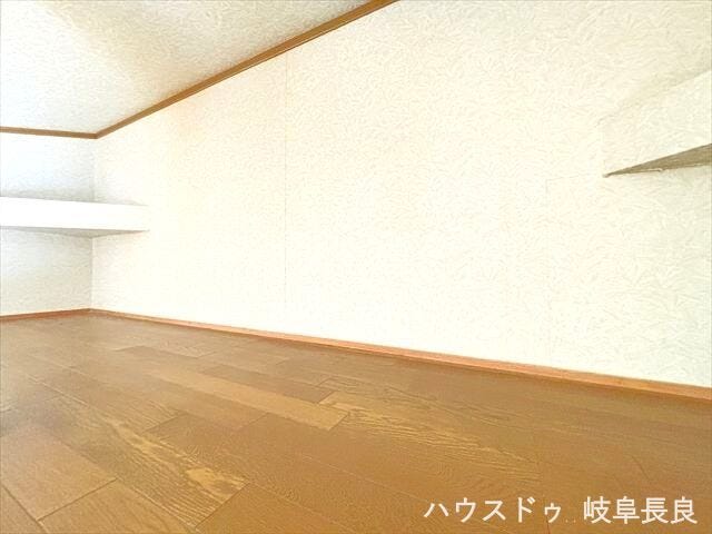 ≪2F8帖西側≫家の中の秘密基地!?お子様の遊び心を刺激するロフトがついています!