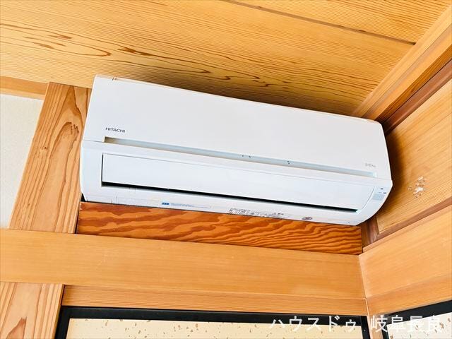 ≪エアコン≫エアコンが設置されており、新たに購入する必要がありません。年中快適に過ごせます。