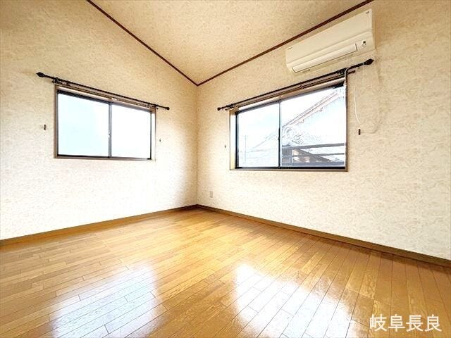 ≪2F6帖東側≫二面採光で、湿気がこもりにくく、常に爽やかな空気を保ちます。