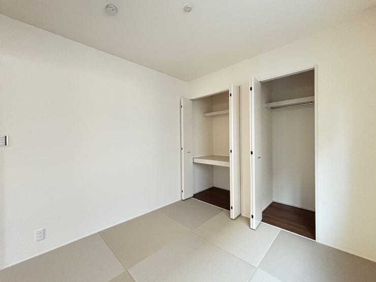 和室にも収納があるので、お布団や座布団なども収納できます!