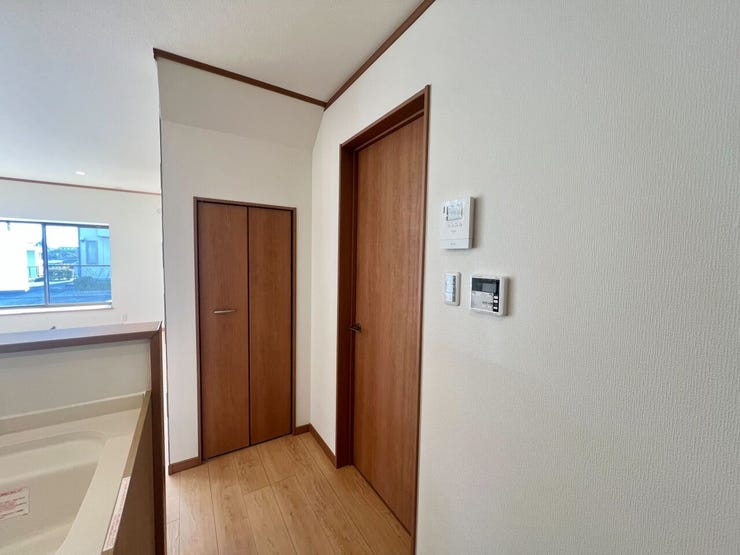 階段下の収納もあり、大変便利です♪