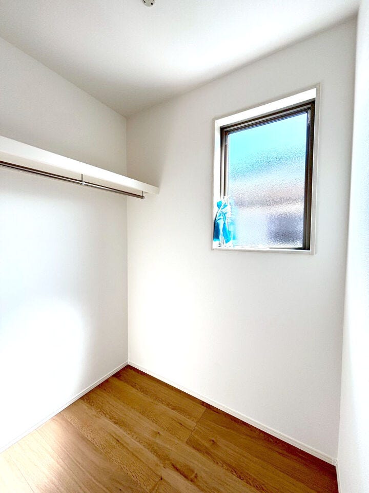 ファミリークローク♪LDK17帖以上♪小倉南区東貫新築戸建て◎駐車場2台◎電動シャッター◎都市ガス