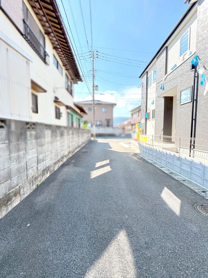 ファミリークローク♪LDK17帖以上♪小倉南区東貫新築戸建て◎駐車場2台◎電動シャッター◎都市ガス