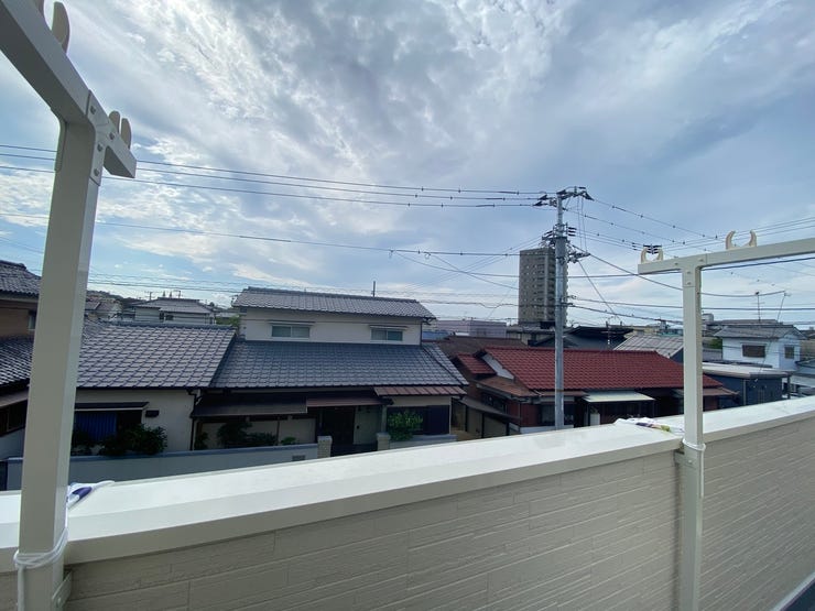 どこまでも見渡せる爽快な眺望は朝の眩しい青い空を贅沢に堪能いただけます♪