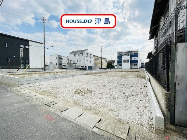 17帖LDKは家族と顔を合わせる機会の多くなるリビングイン階段♪「ただいま!」「おかえり!」の会話が家中に響きます。水回りがまとまっているので、家事効率アップします。