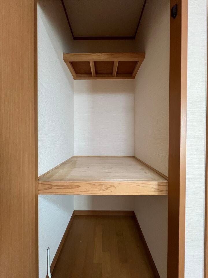 ■□■2階9帖洋室収納■□■必要なものを必要な場所に。家全体で考えられた収納計画が、ゆとりある生活を実現します。