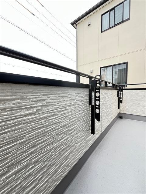 採光・通風に優れた南面バルコニー。毎日のお洗濯も楽々快適。