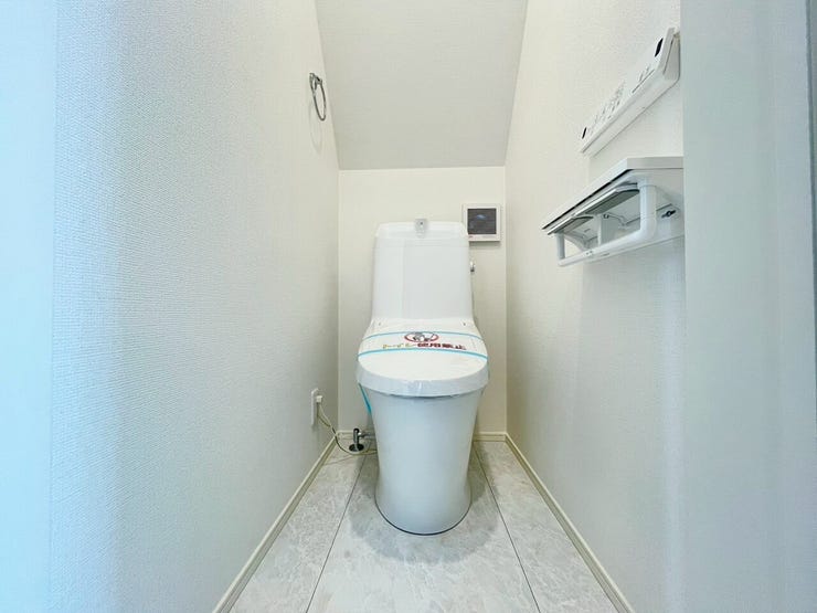 江戸川区北小岩7丁目 新築戸建のトイレです