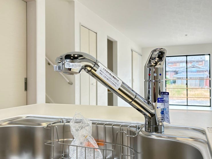 浄水器
お料理などにも安心して使用できます♪