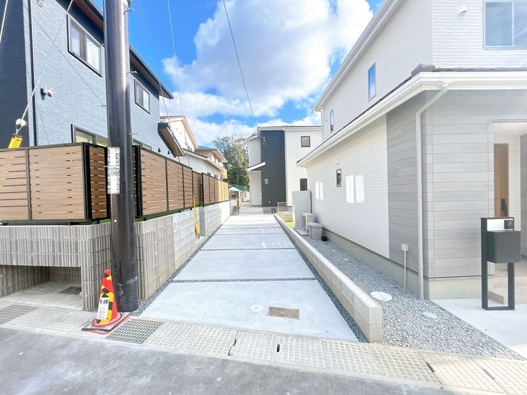 付近には緑や山など多く、豊かな自然の風景を望んでいただけます◎