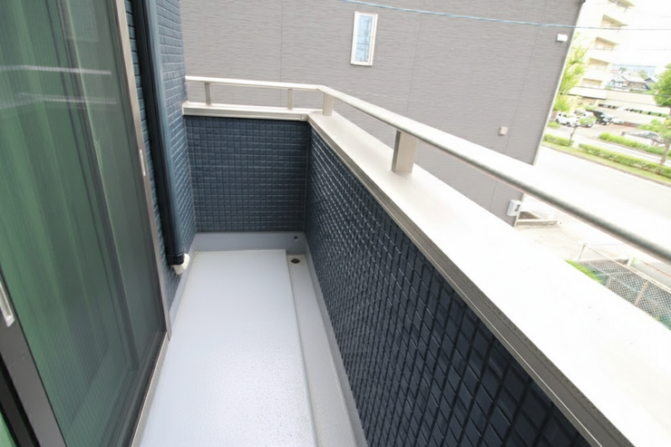 南向きのバルコニーで日当たり良好です。
洗濯物も良く乾きそうですね。
(CG加工あり。現況と異なる場合があります)