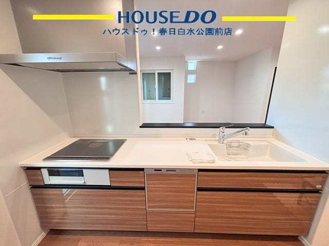 新品のカウンターキッチン IHクッキングヒーター搭載