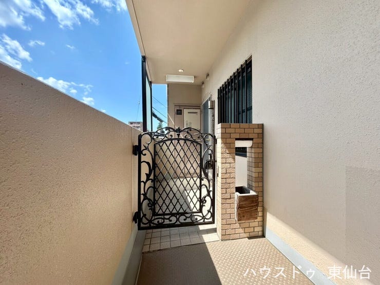 こちらが専用ポーチになっております♪