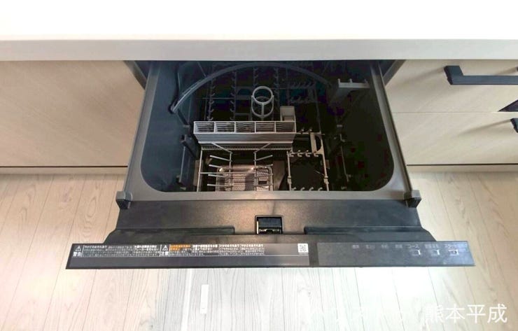 汚れたお皿も食器洗い乾燥機でラクチンです