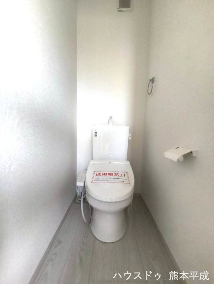 2階にもトイレがあり、朝の混雑の解消にも役立ちます