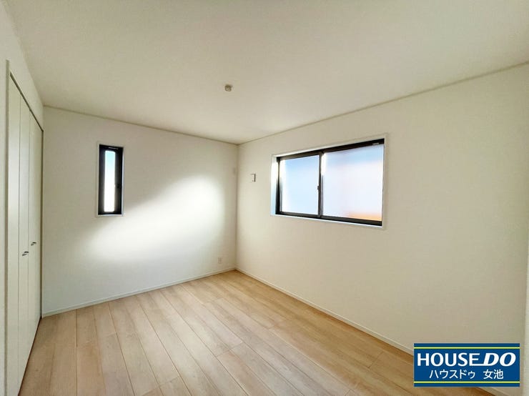 2025年10月撮影
洋室6畳(納戸脇)