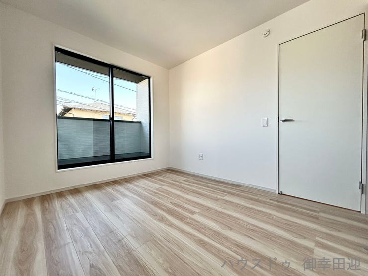 ■□■2階9.9帖洋室■□■心からリラックスできる静けさ、上質な眠りで、毎日をリセットします。明日への活力を養う空間です。