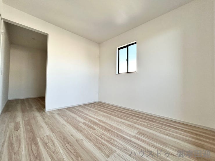 ■□■2階9.9帖洋室■□■心からリラックスできる静けさ、上質な眠りで、毎日をリセットします。明日への活力を養う空間です。