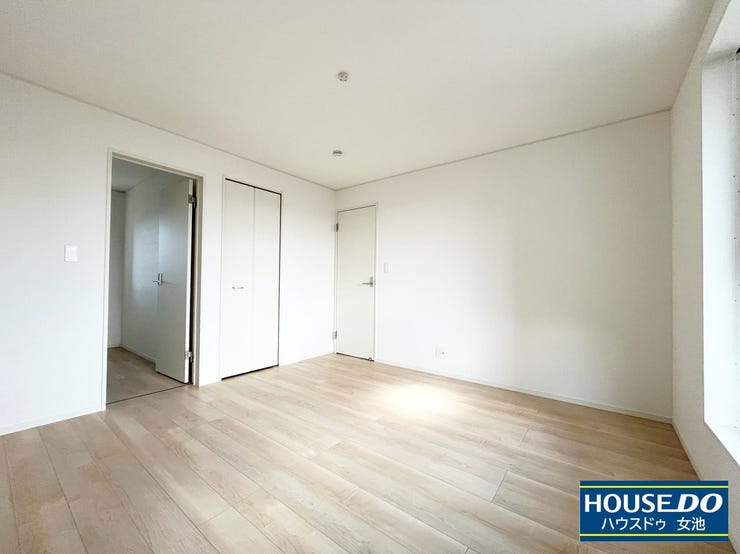 2025年10月撮影
洋室8畳