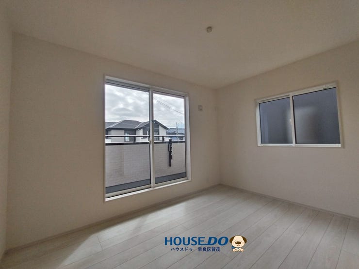 バルコニーに面した洋室♪