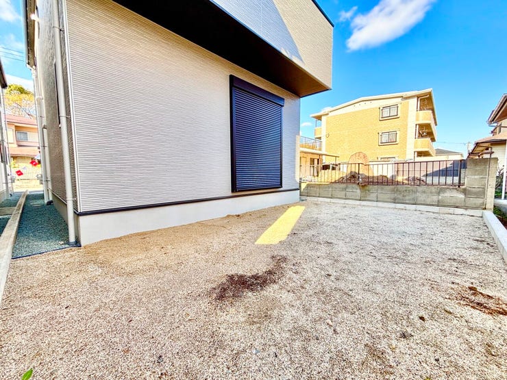 ■□■遊びと安らぎの多目的空間■□■子どもが安全に遊べ、ペットと触れ合い、大人も自然に癒やされる、暮らしを彩るスペースです。