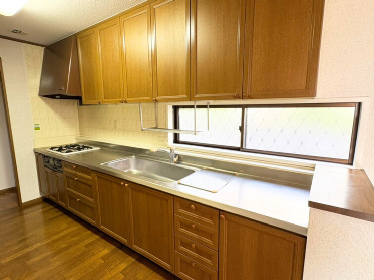 三ツ口コンロで同時調理も可能! 忙しい時にも大活躍です!