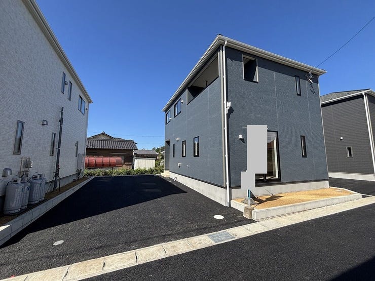 並列2台駐車可能です♪