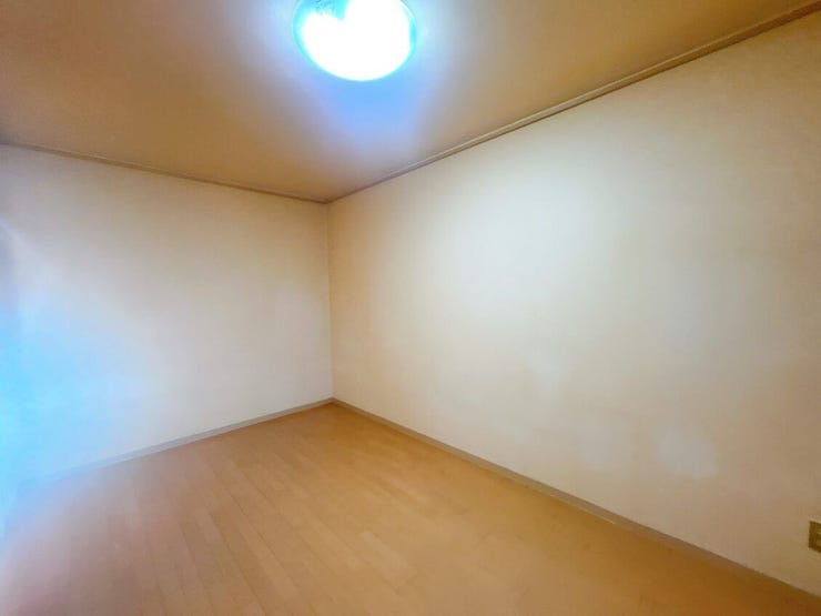 ご家族揃ってお休みいただける、広々としたお部屋です。