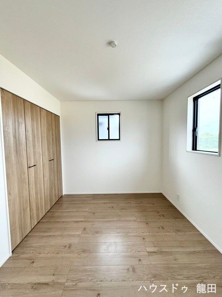 ■□■洋室・収納■□■