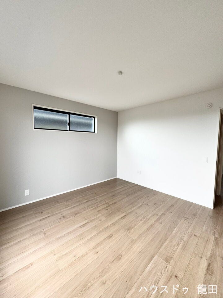 ■□■洋室・収納■□■