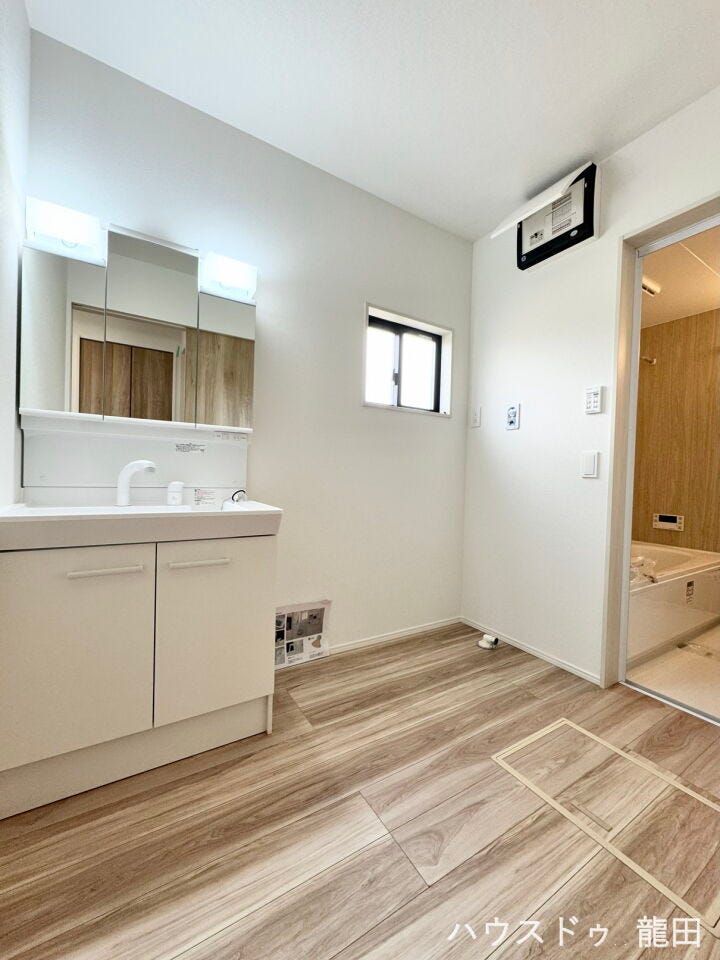 ■□■洗面化粧台・洗濯機置場■□■