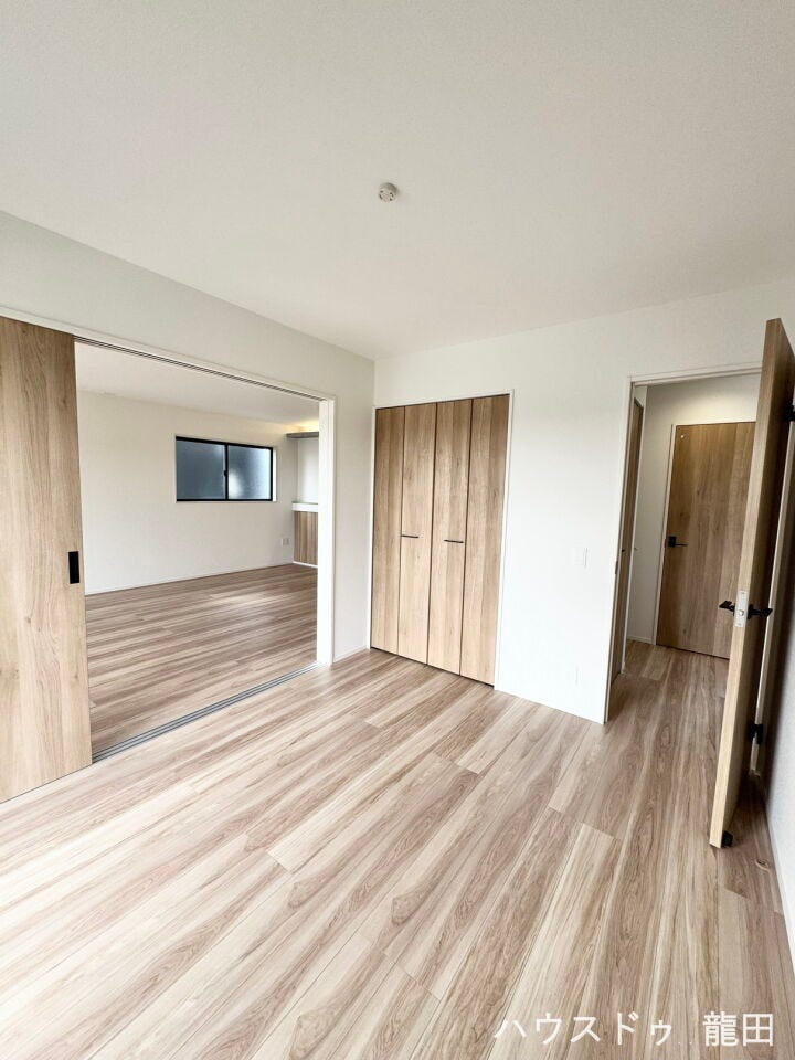 ■□■洋室・収納■□■