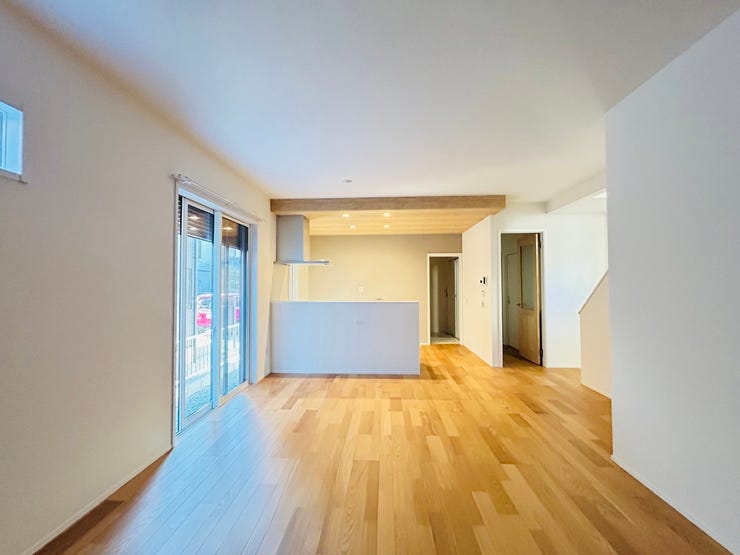 ◇広々としたリビングでゆっくりくつろげます♪