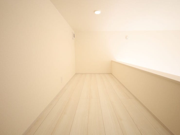 ロフト部分はお子様の遊び部屋、ワークスペース、書斎などにも最適です♪