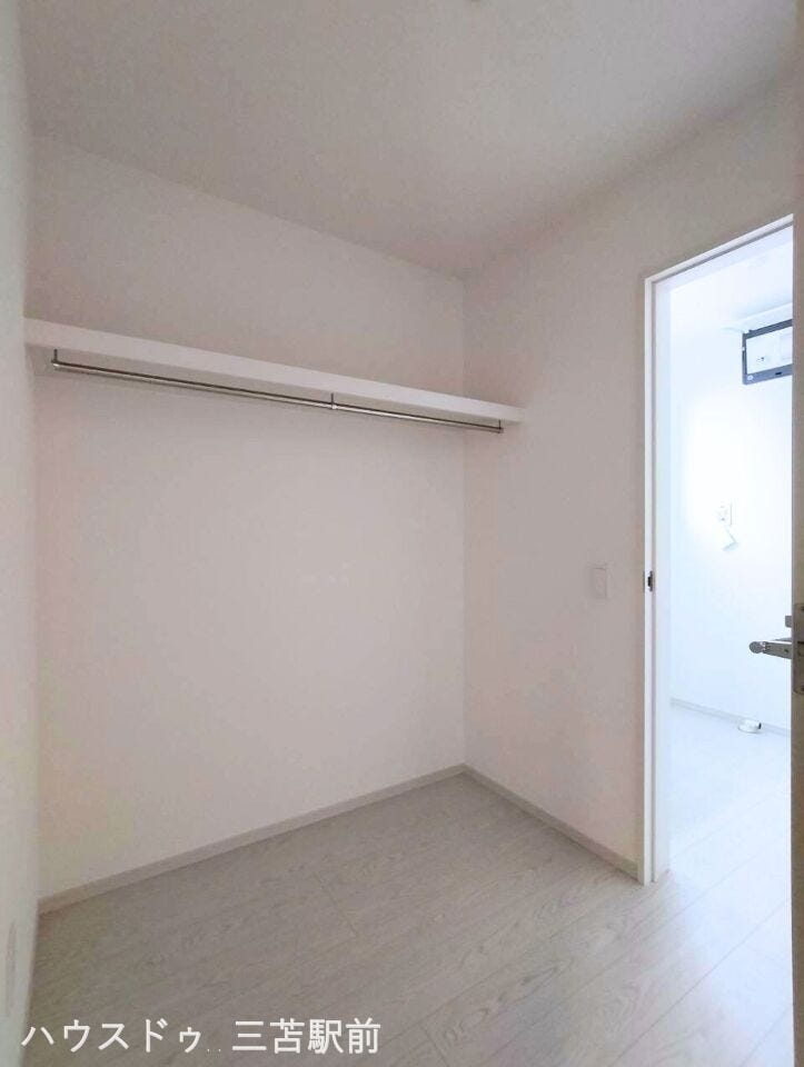 洗面室横ファミリークローク