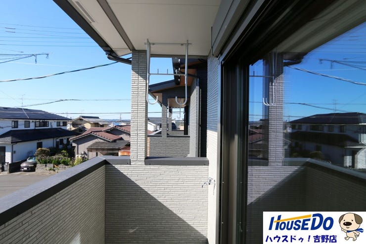 南向きのバルコニー。お洗濯物がしっかり乾きます。