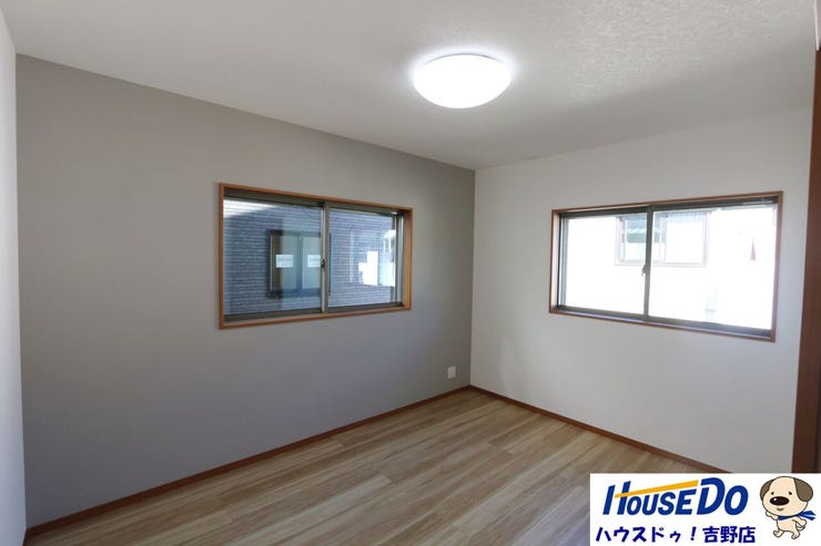 2階洋室6帖。WIC付き。