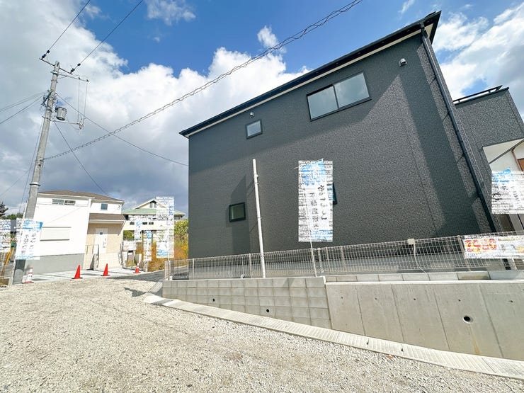 静かな住宅地でのんびりと生活できます◎