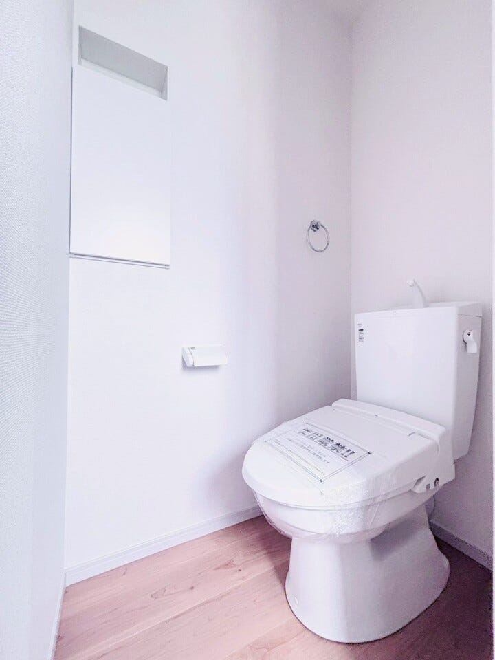 温水洗浄便座はトイレットペーパーの使用量が減ることで、経済的にも環境的にもメリットがあります♪