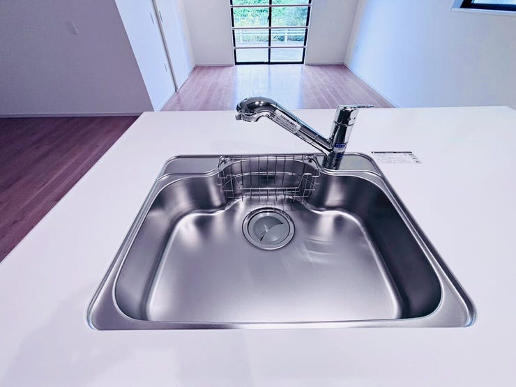 水道の蛇口に浄水機能が一体化されているため、浄水器やペットボトルの水を買わずに飲み水として使用することが出来ます!