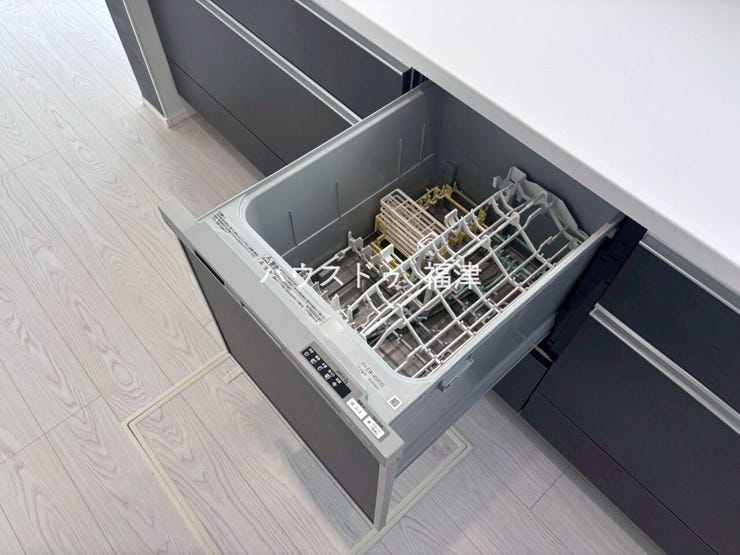 家事の負担を減らしご家族との時間を増やしてくれる
嬉しいアイテム!食器洗浄乾燥機付き♪
《福津市津屋崎8丁目 新築戸建て》